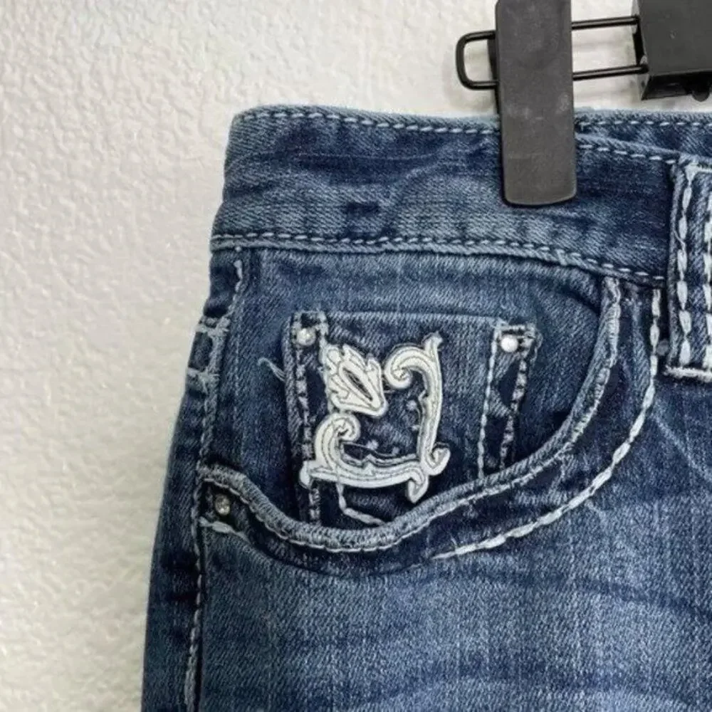 Maurices Womens Jeans Size 30 Premium Denim Blue Dark Wash Bootcut Embroidered - Picture 12 of 14
